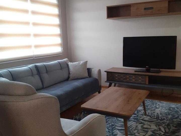 Дава се под наем Двустаен апартамент в Бургас, Лазур - 57 кв.м за 239.7 € - Снимка #1