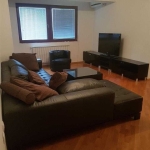 Дава се под наем Тристаен апартамент в Бургас, Славейков - 76 кв.м за 280.5 € - Снимка #1