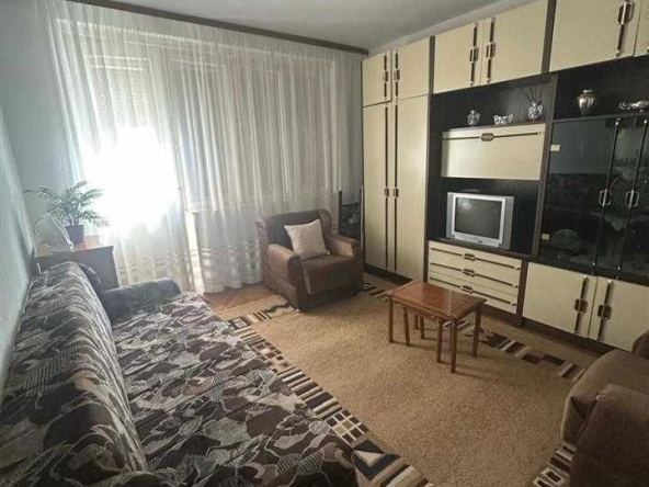 Дава се под наем Двустаен апартамент в Пловдив, Каменица 2 - 56 кв.м за 219.3 € - Снимка #1