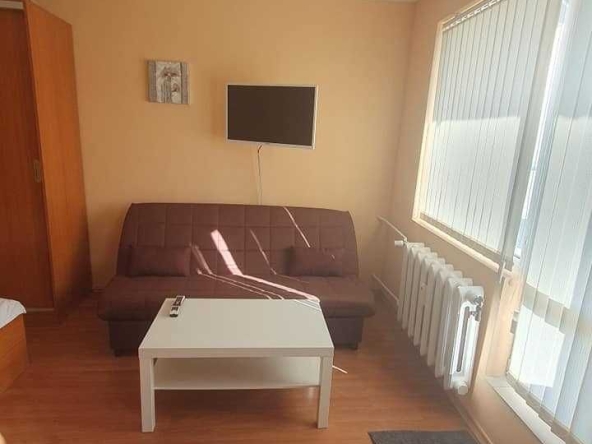 Дава се под наем Едностаен апартамент в София, Хиподрума - 50 кв.м за 360 € - Снимка #1