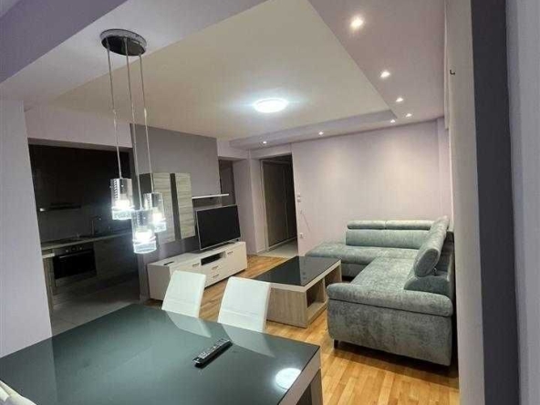 Дава се под наем Двустаен апартамент в Бургас, Възраждане - 57 кв.м за 224.4 € - Снимка #1