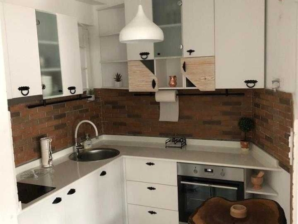 Дава се под наем Двустаен апартамент в Бургас, Лазур - 62 кв.м за 204 € - Снимка #1