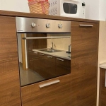 Дава се под наем Двустаен апартамент в Бургас, Славейков - 68 кв.м за 204 € - Снимка #1