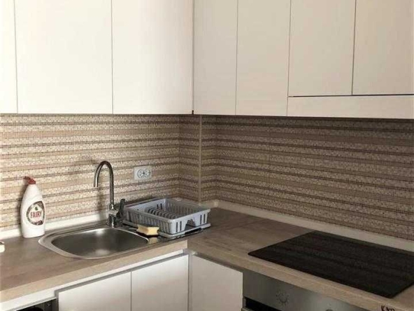 Дава се под наем Двустаен апартамент в Бургас, Изгрев - 65 кв.м за 178.5 € - Снимка #1