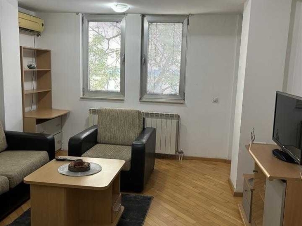 Двустаен апартамент в Пловдив, Каменица 2 - 60 кв.м за 895 €/кв.м - Снимка #1