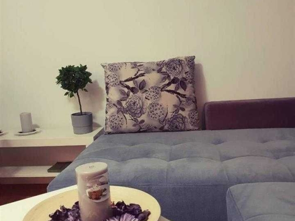 Дава се под наем Двустаен апартамент в Бургас, Братя Миладинови - 57 кв.м за 219.3 € - Снимка #1