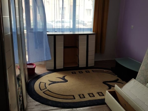 Етаж от къща в Дупница - 80 кв.м за 606 €/кв.м - Снимка #1