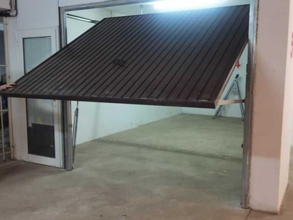 Гараж / Паркомясто в Разград, Бели Лом - 19 кв.м за 524 €/кв.м - Снимка #1