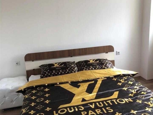 Дава се под наем Тристаен апартамент в Пловдив, Централна гара - 89 кв.м за 459 € - Снимка #1