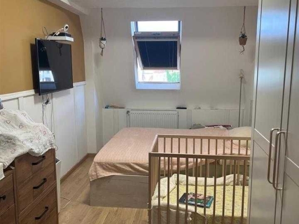 Дава се под наем Двустаен апартамент в Пловдив, Тракия - 54 кв.м за 214.2 € - Снимка #1