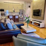 Дава се под наем Двустаен апартамент в Пловдив, Гагарин - 64 кв.м за 336.6 € - Снимка #1