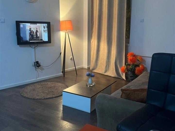 Дава се под наем Двустаен апартамент в Бургас, Възраждане - 63 кв.м за 204 € - Снимка #1