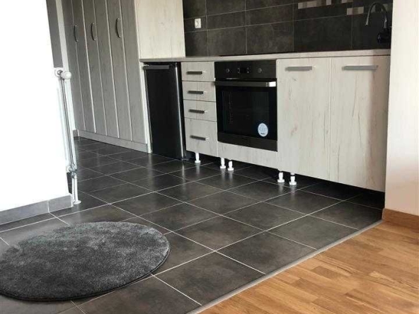 Дава се под наем Двустаен апартамент в Бургас, Братя Миладинови - 61 кв.м за 173.4 € - Снимка #1