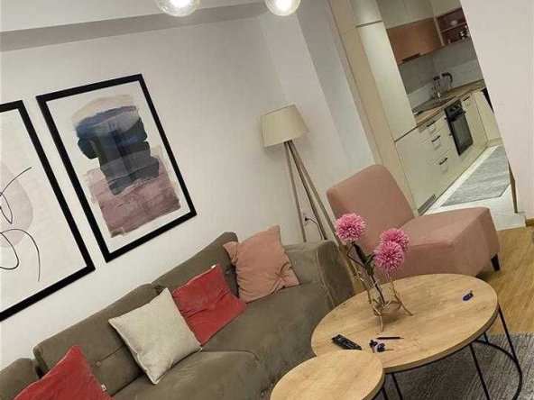 Дава се под наем Тристаен апартамент в Пловдив, Кършияка - 92 кв.м за 469.2 € - Снимка #1