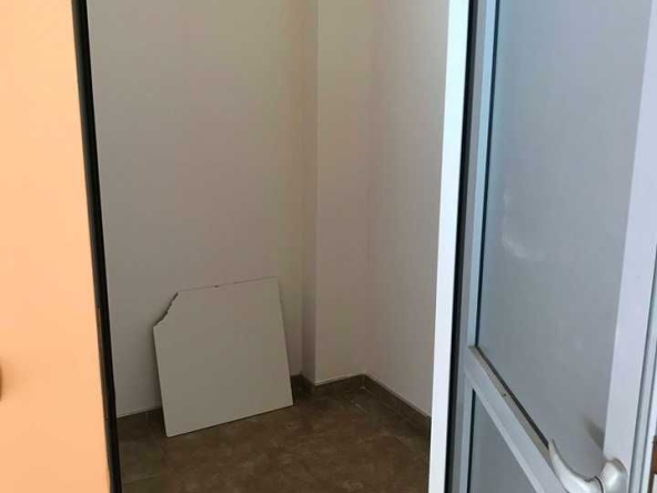 Дава се под наем Магазин в Казанлък - 41 кв.м за 489.6 € - Снимка #1