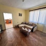 Дава се под наем Тристаен апартамент в с. Горна Липница, Област Велико Търново - 100 кв.м за 178.5 € - Снимка #1