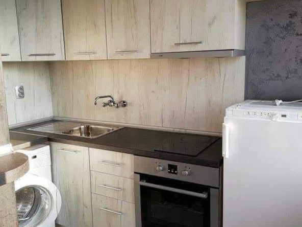 Дава се под наем Едностаен апартамент в Бургас, Сарафово - 46 кв.м за 81.6 € - Снимка #1