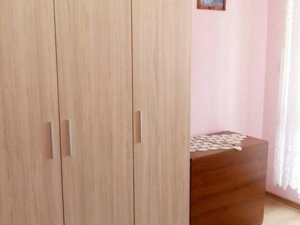 Дава се под наем Двустаен апартамент в Бургас, Меден рудник - зона Б - 50 кв.м за 150 € - Снимка #1