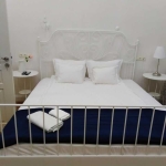 Дава се под наем Многостаен апартамент в Бургас, Център - 200 кв.м за 224.4 € - Снимка #1