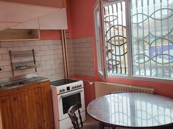 Дава се под наем Двустаен апартамент в София, Надежда 2 - 60 кв.м за 350 € - Снимка #1