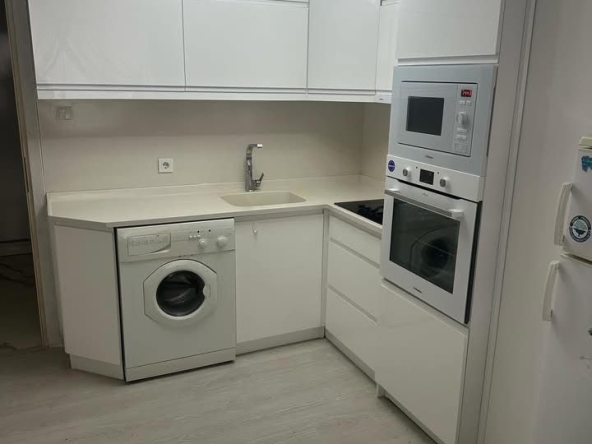 Тристаен апартамент в Кърджали, Възрожденци - 83 кв.м за 1076 €/кв.м - Снимка #1