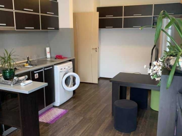 Дава се под наем Двустаен апартамент в Варна, Левски - 65 кв.м за 408 € - Снимка #1