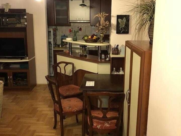 Дава се под наем Едностаен апартамент в София, Сухата река - 55 кв.м за 382.5 € - Снимка #1