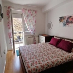 Дава се под наем Тристаен апартамент в София, Надежда 3 - 80 кв.м за 561 € - Снимка #1