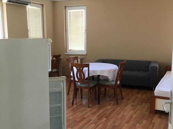 Дава се под наем Едностаен апартамент в София, Център - 40 кв.м за 400 € - Снимка #1