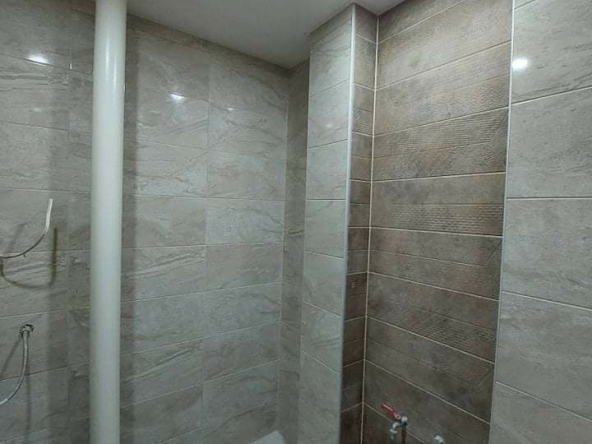 Двустаен апартамент в Омуртаг - 55 кв.м за 556 €/кв.м - Снимка #1