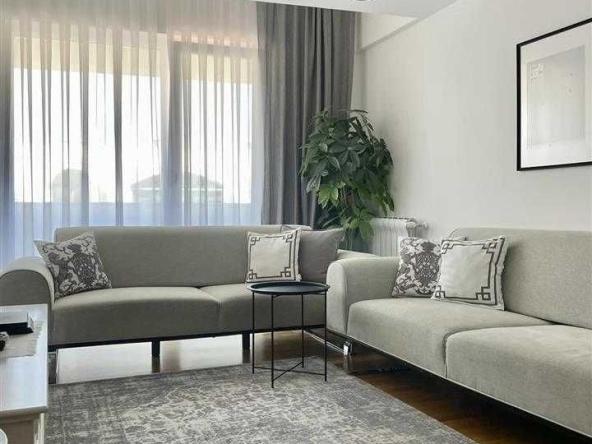 Дава се под наем Двустаен апартамент в Бургас, Лазур - 68 кв.м за 229.5 € - Снимка #1