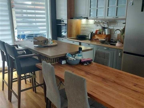 Дава се под наем Двустаен апартамент в София, Зона Б-5 - 64 кв.м за 612 € - Снимка #1