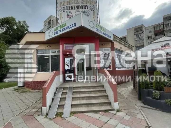 Дава се под наем Магазин в Пловдив, Южен - 46 кв.м за 675 € - Снимка #1