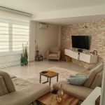 Дава се под наем Двустаен апартамент в Бургас, Славейков - 60 кв.м за 244.8 € - Снимка #1