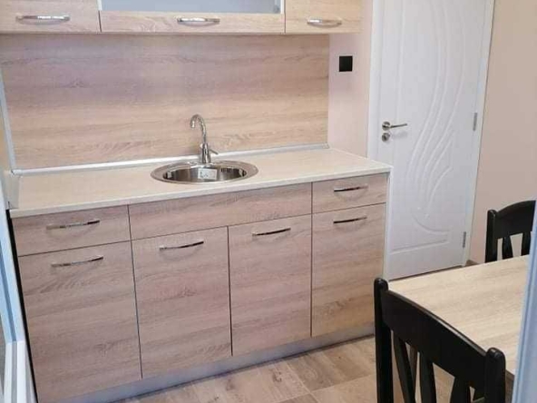 Дава се под наем Двустаен апартамент в Бургас, Меден рудник - зона В - 66 кв.м за 306 € - Снимка #1