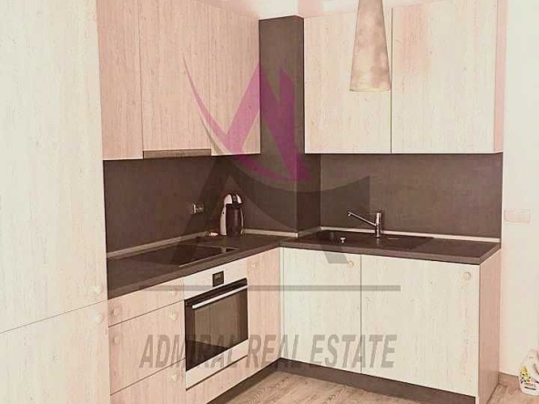 Дава се под наем Двустаен апартамент в Варна, Цветен квартал - 77 кв.м за 409 € - Снимка #1