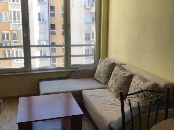 Дава се под наем Двустаен апартамент в София, Зона Б-18 - 70 кв.м за 663 € - Снимка #1