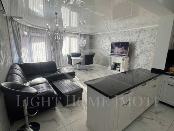 Многостаен апартамент в Пловдив, Остромила - 179 кв.м за 1649 €/кв.м - Снимка #1