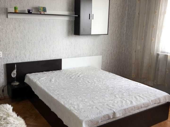 Дава се под наем Двустаен апартамент в София, Гео Милев - 60 кв.м за 373.83 € - Снимка #1