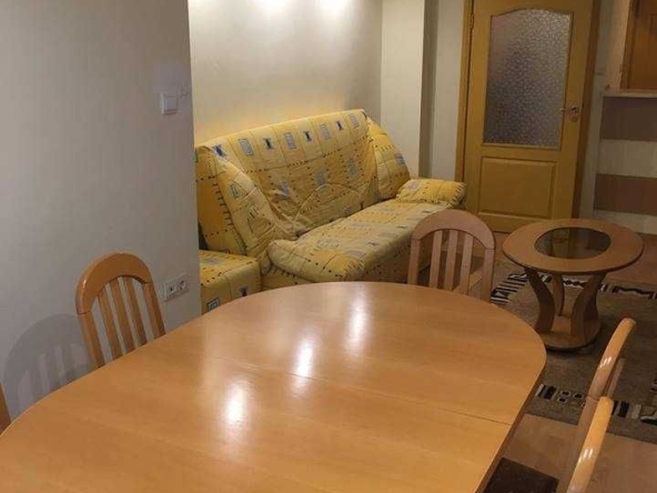 Дава се под наем Двустаен апартамент в София, Банишора - 80 кв.м за 348.84 € - Снимка #1