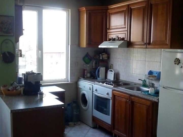 Двустаен апартамент в София, Оборище - 80 кв.м за 2040 €/кв.м - Снимка #1