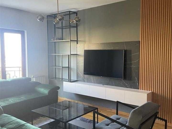 Дава се под наем Двустаен апартамент в Бургас, Братя Миладинови - 57 кв.м за 255 € - Снимка #1