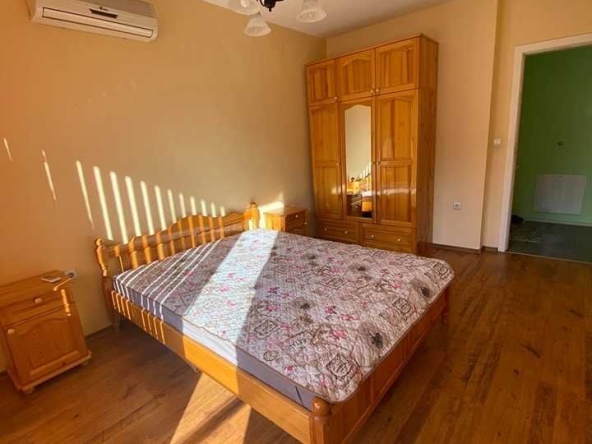 Дава се под наем Двустаен апартамент в София, Витоша - 57 кв.м за 598.23 € - Снимка #1