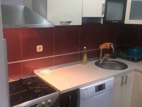 Дава се под наем Едностаен апартамент в Бургас, Лазур - 40 кв.м за 168.3 € - Снимка #1