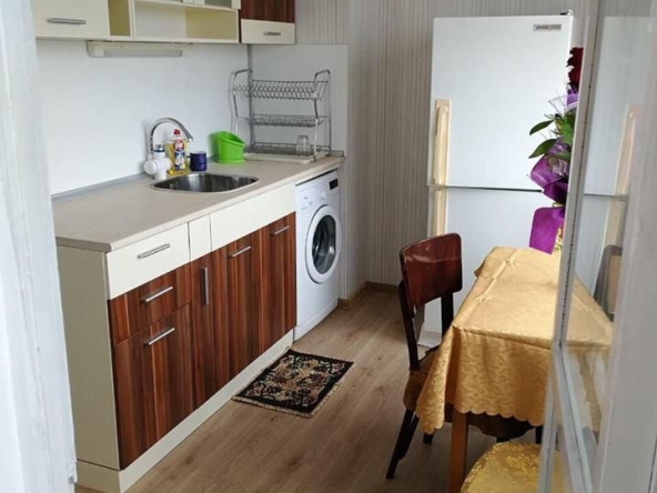 Дава се под наем Двустаен апартамент в София, Левски Г - 65 кв.м за 458.49 € - Снимка #1