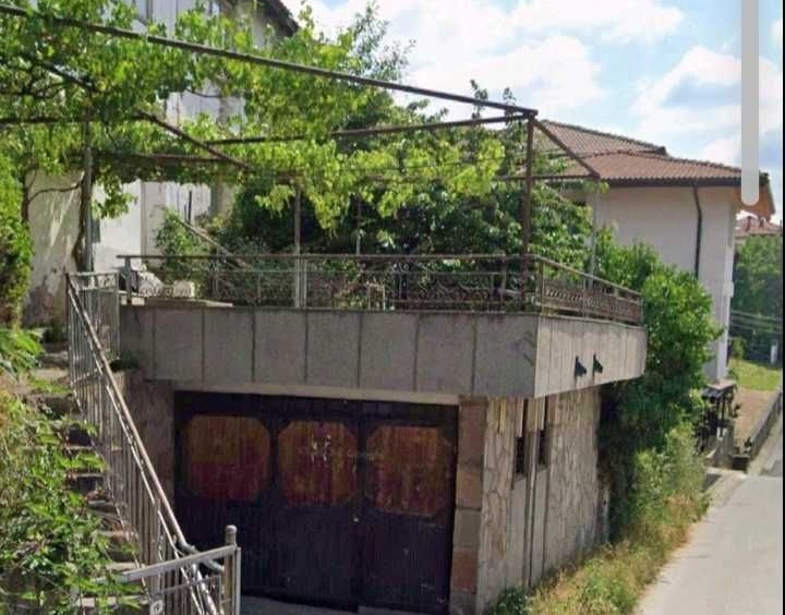 Дава се под наем Гараж / Паркомясто в Смолян, в.з. Смолян - 12 кв.м за 76.5 € - Снимка #1