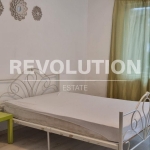 Дава се под наем Тристаен апартамент в Варна, Лятно кино Тракия - 70 кв.м за 450 € - Снимка #1