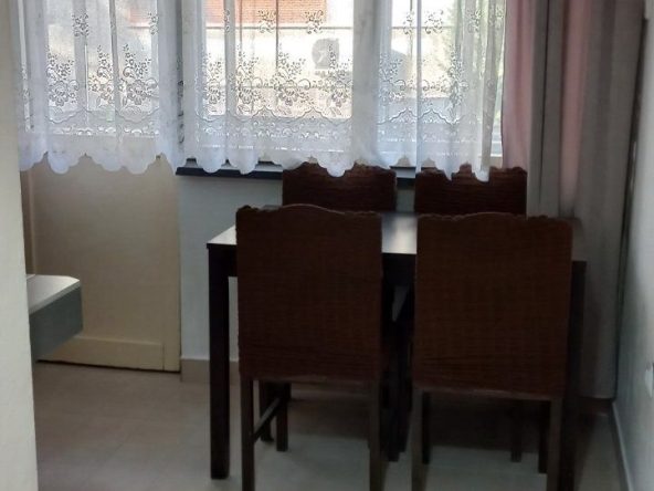 Дава се под наем Двустаен апартамент в Стара Загора, Център - 60 кв.м за 193.8 € - Снимка #1