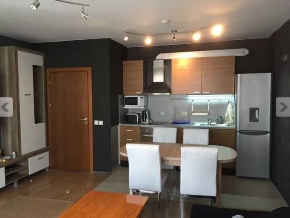 Дава се под наем Двустаен апартамент в София, Яворов - 75 кв.м за 377.4 € - Снимка #1