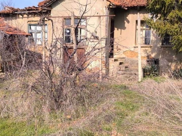 Къща в Хисаря - 80 кв.м за 413 €/кв.м - Снимка #1